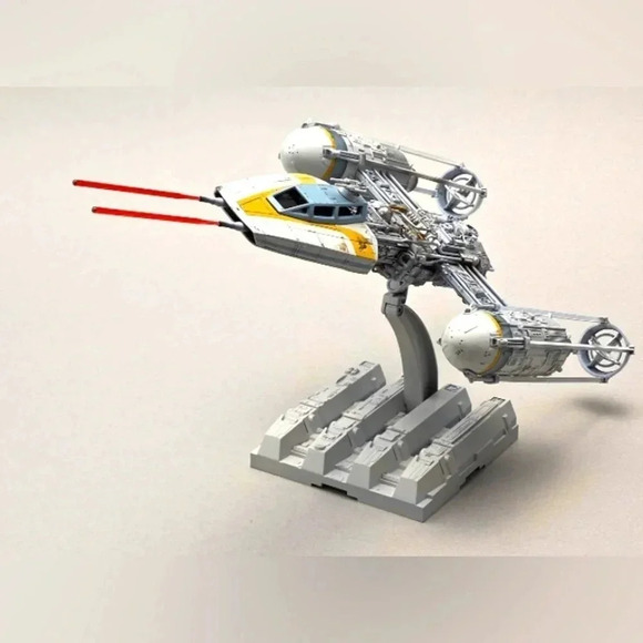 BAN DAI Star Wars Y-Wing Starfighter 1/72 scale Plastic Model Kit - Brand New - Picture 1 of 10